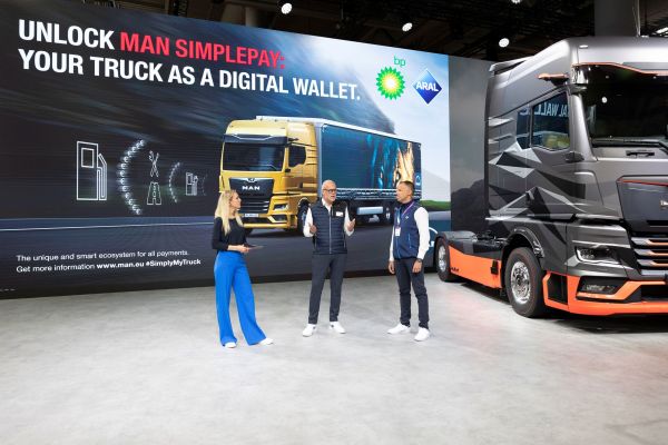 News: MAN SimplePay: Wenn der Truck bezahlt