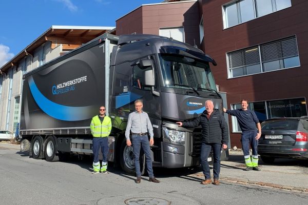 Holzwerkstoffe Gfeller AG fait confiance à Renault Trucks (Suisse)