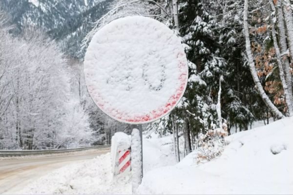 Here weiss, wie schnell man hier fahren darf | Tempolimit, Navi